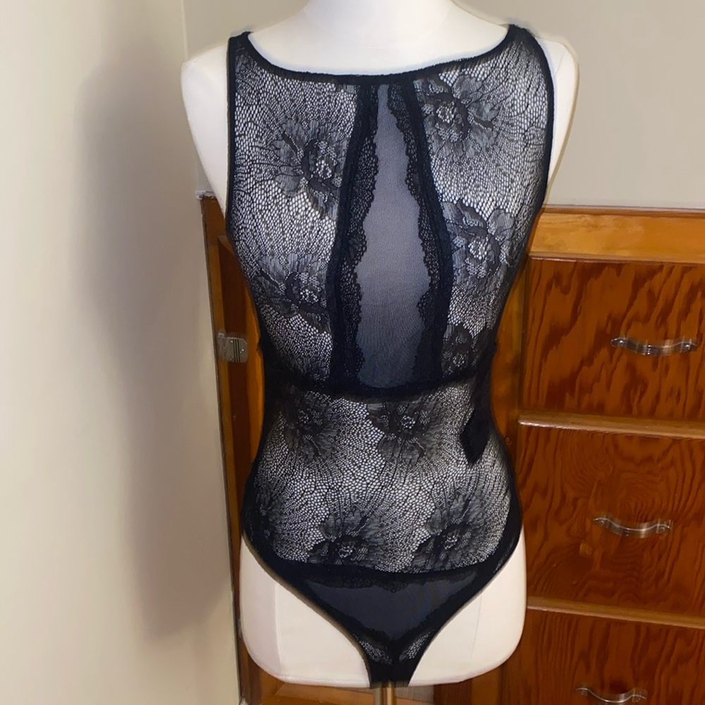 NWT Guess lacy bodysuit